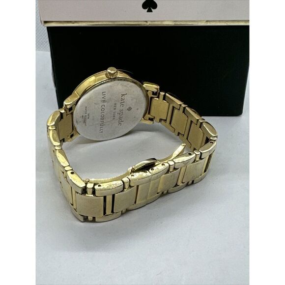 Kate Spade New York 0007 Women\'s Gold Stainless Steel Analog Dial Watch JNA109